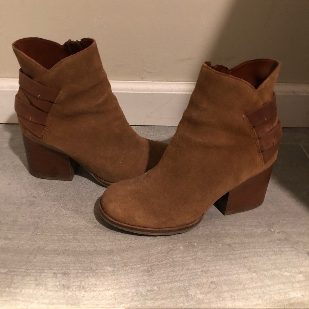 Fall boots